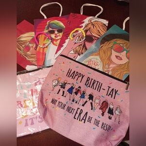Taylor Swift Gift Bundle 8 Pieces